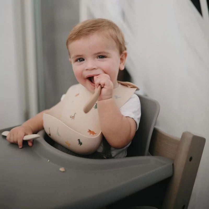 Mushie Siliconen Baby Slabbetje | Dinosaurs